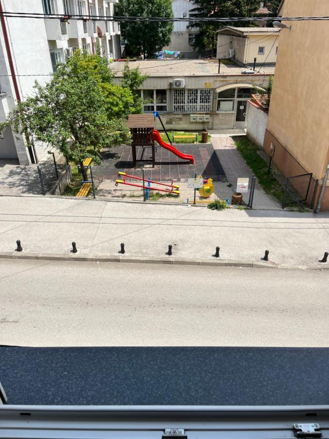 Villa Luca Free Garage Parking 塞拉耶佛 外观 照片